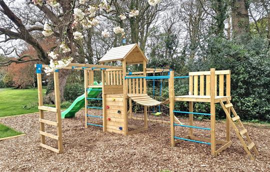 Broomhill Manor Large Climbing Frame