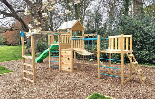 Broomhill Manor Large Climbing Frame