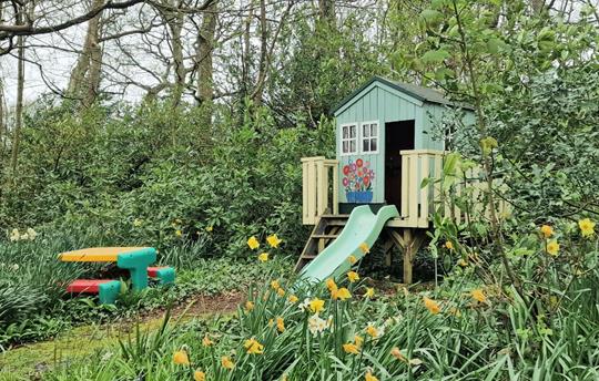 Broomhill Manor Wendy House and slide