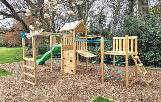 Broomhill Manor Large Climbing Frame