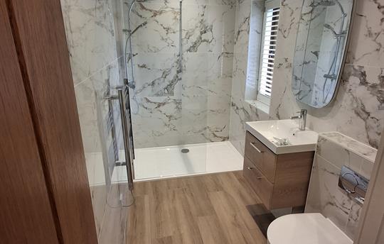 Master ensuite