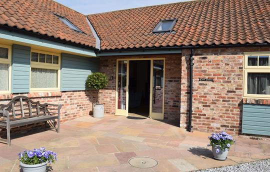 Cart House main entrance - all on one floor