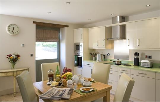 The Owl House Kitchen/diner