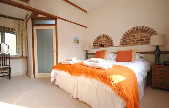 The Spinney ground floor en-suite bedroom