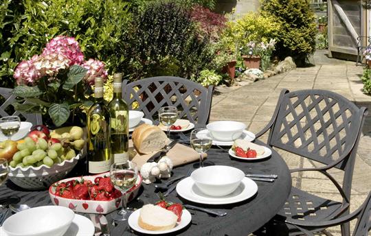 relax and unwind in Oak House