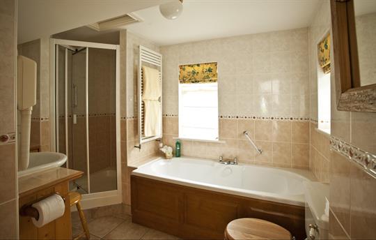Little Orchard Cottage bathrooms