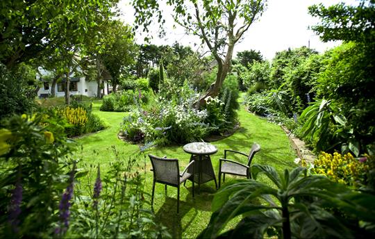 The Cottages picturesque gardens