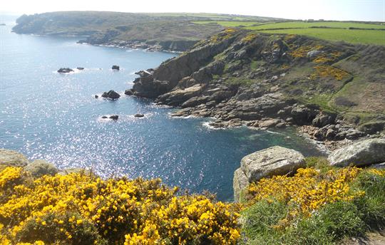 Just 15 minutes from Coastal Path