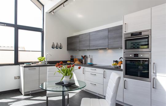 Fully equipped luxury kitchen