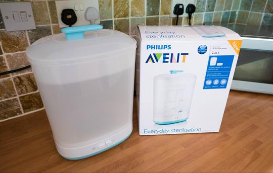 Free baby equipment: sterilizer