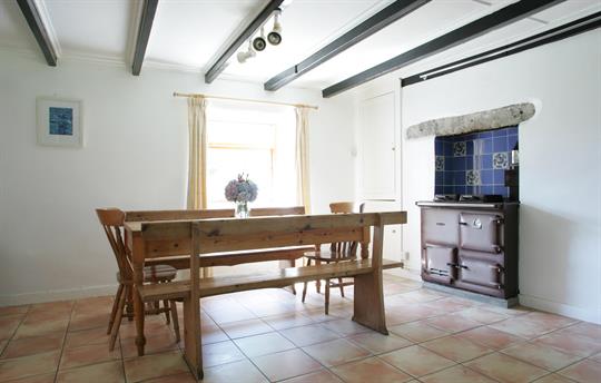 Halliggye kitchen with aga