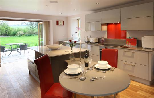 Living kitchen to private gardens