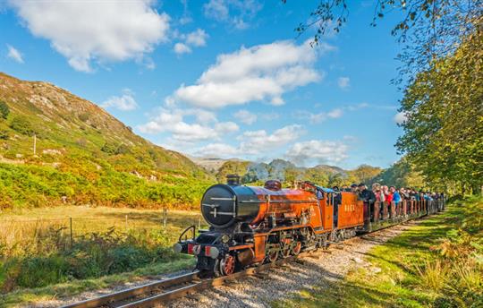 Steam train - stunning scenery