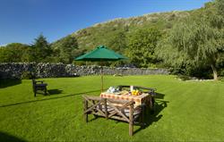 Relax with a picnic in the garden