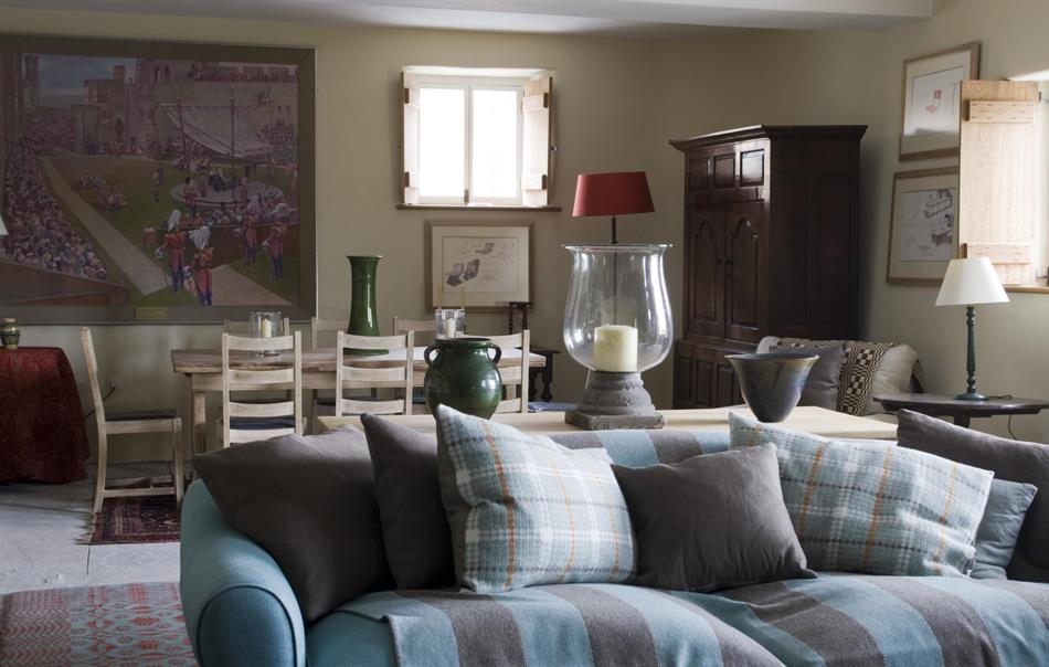 Luxury Holiday Cottages in Wales, Llwynywermod Estate