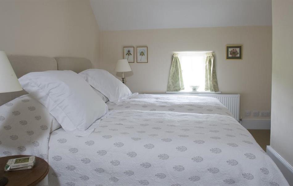 Luxury Holiday Cottages in Wales, Llwynywermod Estate