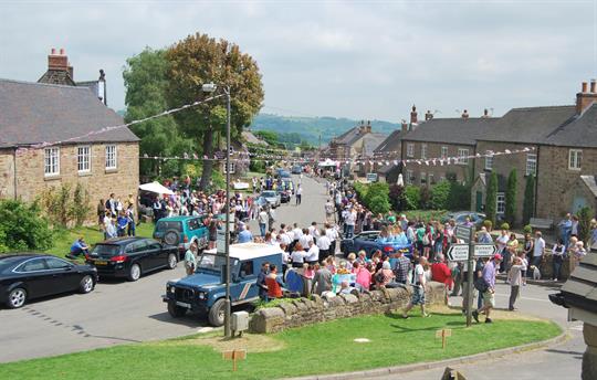 Kirk Ireton wakes  from Cottages