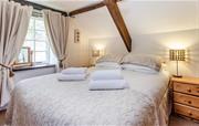 Foxglove's cosy bedroom