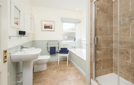 Castle Close Bathroom