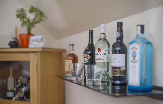 Lakeview Honesty Bar