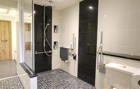 Wet room foldaway accessibiity