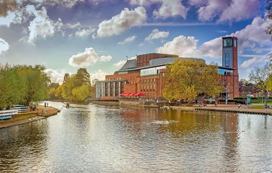 Royal Shakespeare Theatre, Stratfor