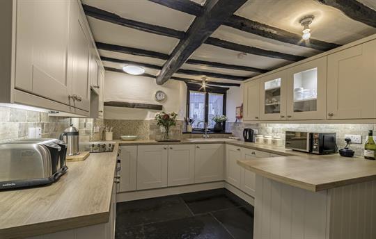 Farmhouse Kitchen - cook your favourites