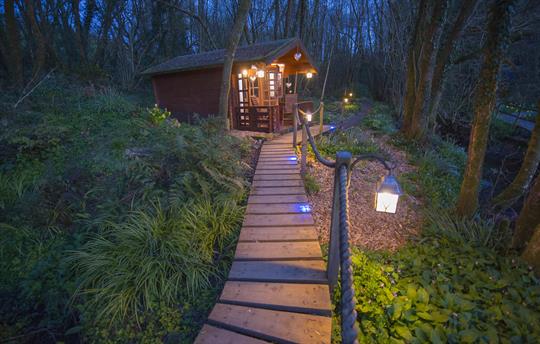 Hot Tub in the woods