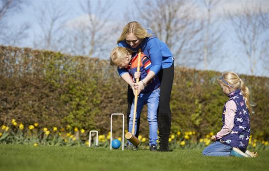 Playing Croquet 