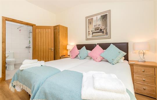 En suite bedroom