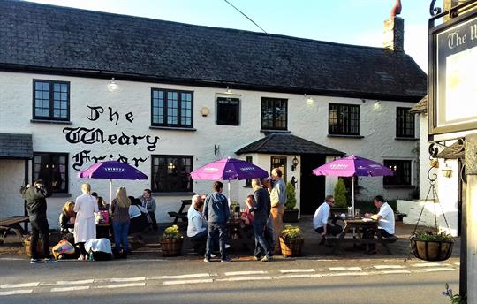 Walkable dog-friendly pub
