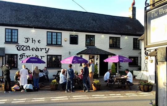 Walkable dog-friendly pub