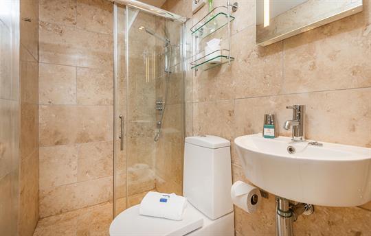 Garden House en-suite