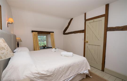 Lletty Bedroom 1 - 2