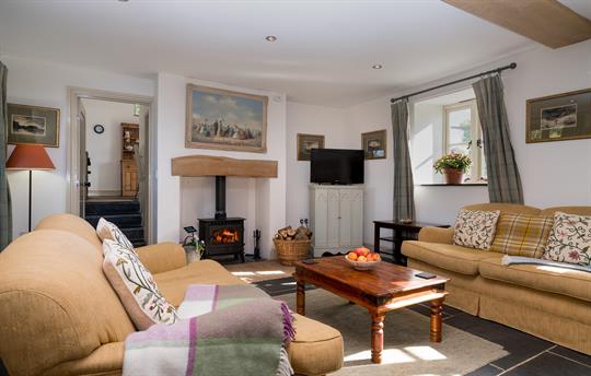 Ty Cerrig Living Room 1