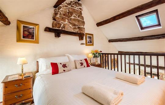 Relax in bed looking at the fells