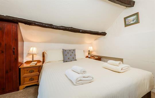 Upstairs Bedroom with Kingsize Bed