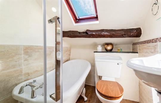 Whillan Beck Bathroom