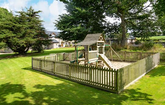 Children's play tower