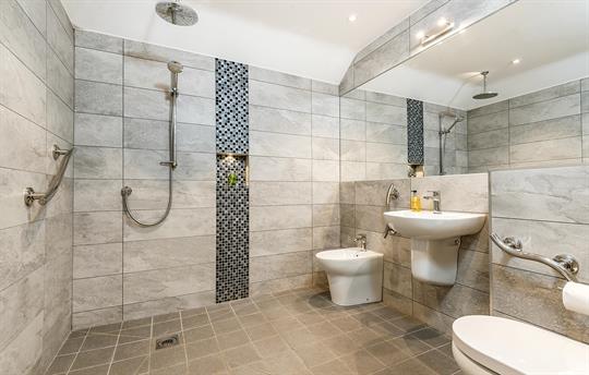 North Meadow wet room